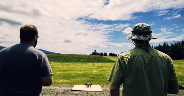 BLM drone training (34216006294) (foto ilustrativa)